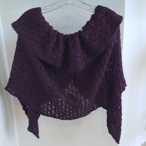 Sweater - Picture 2 of 2